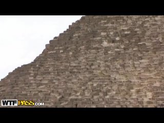 day 4 - blowjob near the pyramids
